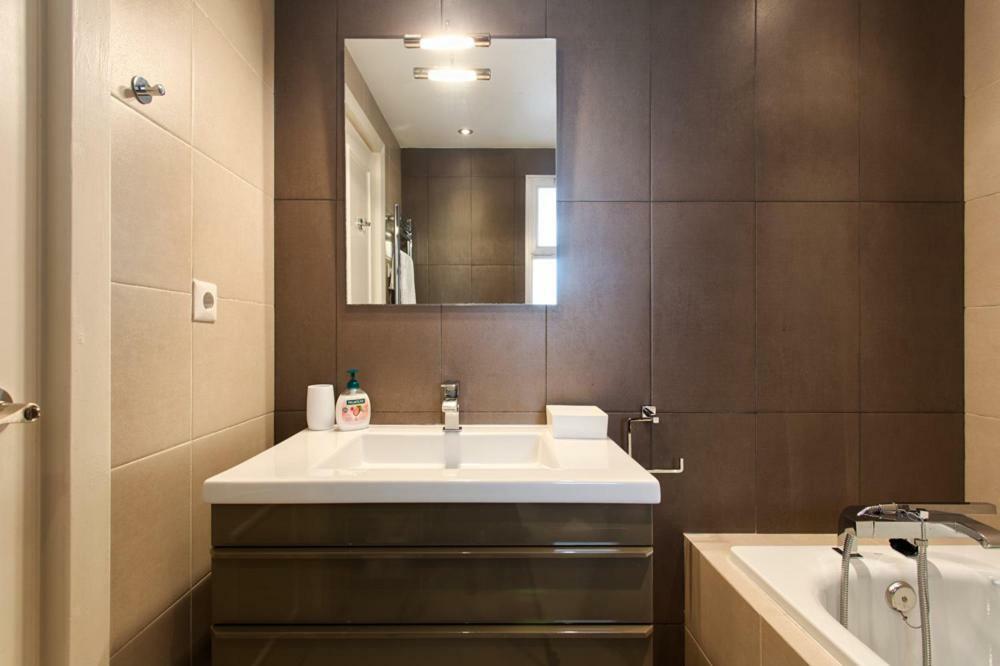 Apartament Los Dragos *